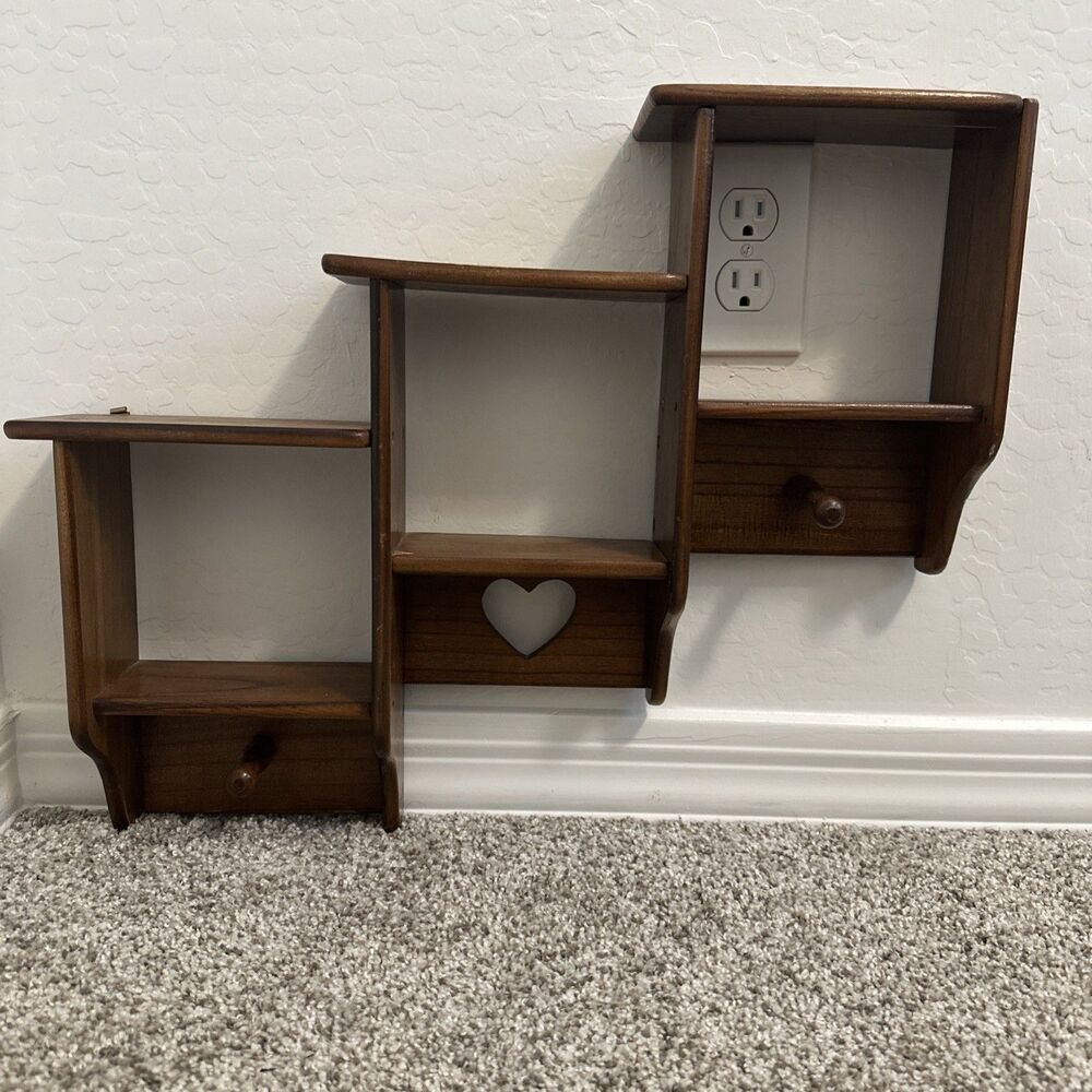 Vintage Wood Trinket Knick Knack Hanging Display Wall Shelf/With Cut Out Hearts
